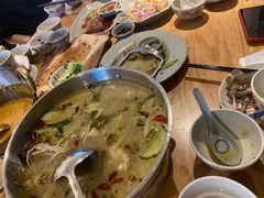 -大头虾越式风味餐厅(光明广场店)