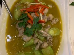 -河畔春天时尚餐厅