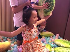 -水桶王国主题餐厅·聚会·生日派对·亲子活动·家庭套餐(亚龙湾希尔顿店)