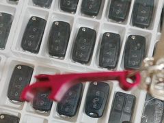 -平安开锁换锁配汽车钥匙