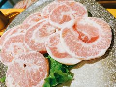 豬頸肉-那胡同里的小烤肉馆(开发区万达店)