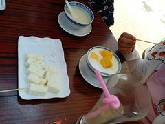 -周大娘牛乳(旧寨古村总店)