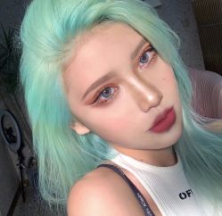 -AYO SALON