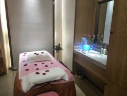 -苑苑vbeauty科技美容SPA