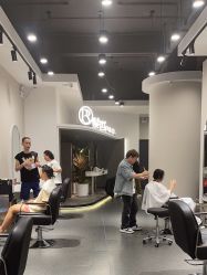 -P.R.O.salon 发哲