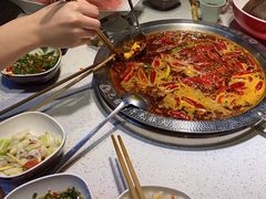 -巴国妹子毛肚火锅(蓝光悦城店)