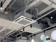 -老班长·小龙虾·鲜货烧烤大排档(金街美地店)