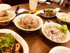 招牌肉骨茶-松發肉骨茶(牛车水店)