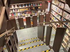 -钟书阁(群光广场店)