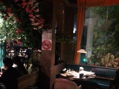 -沪小胖小龙虾(淮海中路旗舰店)
