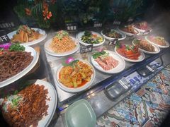 -海吃海喝海鲜烤肉餐厅