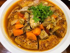 馕包肉-清真·玛丽亚新疆菜主题餐厅(浙江中路店)