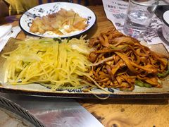-山河屯铁锅炖鲜鹅·东北菜(开发区一店)