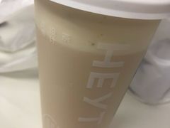-喜茶(北京华贸购物中心店)
