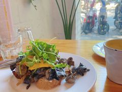 松露蘑菇吐司-Egg•Allday Brunch(襄阳北路店)