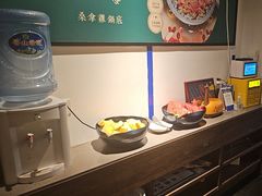 -尚尚仙·酸汤猪手·猪肚鸡火锅(华联万柳购物中心店)