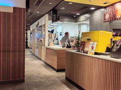 -麦当劳(百联西郊购物中心店)