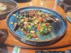 -老滇山寨•云南特色菜•地方菜•民族风情歌舞表演(金碧店)