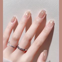 -悦指间美甲美睫