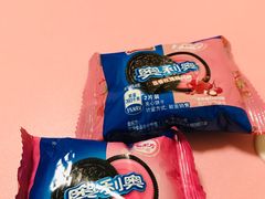 奥利奥饼干（草莓味夹心）-南北零食(建设路旗舰店店)