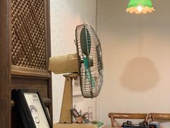 -猫爷的腔调·黔小馆(交大医学住宅区店)