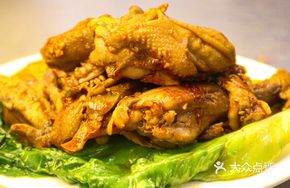 Shredded Chicken with Side Dishes and Rice