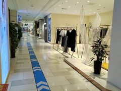 -王府井百货(中州中路店)