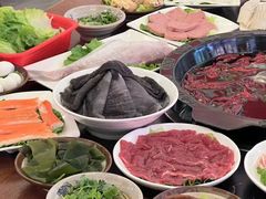 -重庆川渝肥妹火锅