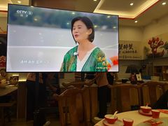-花小蟹·无锡菜·大闸蟹文化主题餐厅·评弹表演(南长街店)