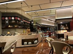 自助取餐区-嘉年华大酒店琴湾-自助餐厅