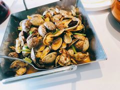 辣炒红岛花蛤-开海·红岛海鲜虾水饺(石老人店)