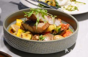 Thai Clam and Cod Stir-fry