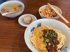 -兵哥豌豆面(雅颂居店)