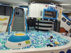 -孩子王童乐园(西安盛龙店)