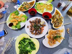 -覃记海鲜美食餐厅