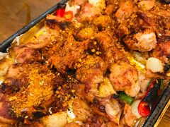 -老东镇啤酒屋海鲜加工·蒸汽海鲜·海鲜烧烤(台东店)