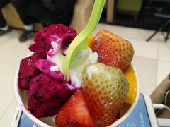 -三佰瑞冻酸奶(凯德MALL店)