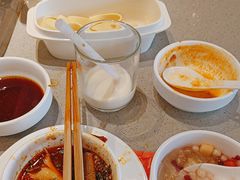 -海底捞火锅(新松江路生日主题店)