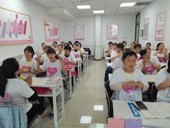 -爱月宝月嫂·育儿嫂