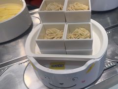 -龍歌自助小火锅(芝罘万达店)