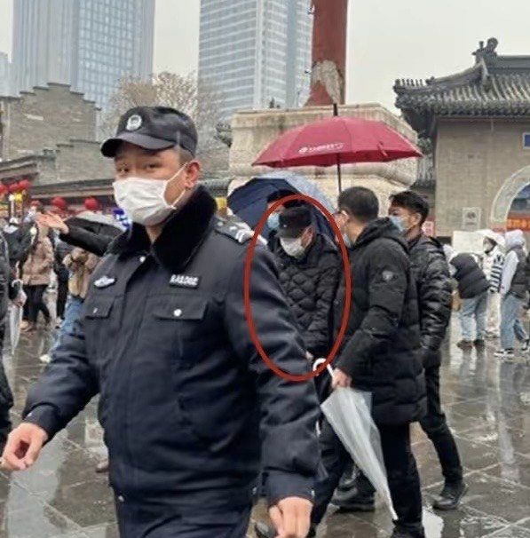 德云社郭德纲低调现身天津古文化