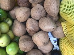 -三亚新鸿港水果一级批发市场