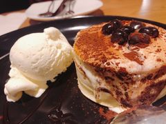 冲绳黑糖爆浆蛋糕-必胜客(百联又一城店)