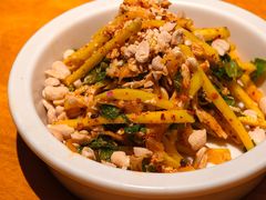 柠檬辣青芒手撕鸡-SHAN山(前滩太古里店)