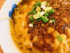 -兵哥豌豆面(雅颂居店)