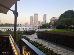 -MONICH牛排融合餐厅(和义大道购物中心店)