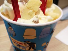 芒果核桃暴风雪-DQ·蛋糕·冰淇淋(湖景东路店)