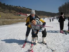 -济南卧虎山滑雪场