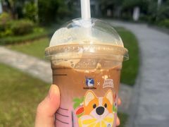 -瑞幸咖啡(第五大道高发西岸花园店)