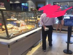-巴黎贝甜(大宁国际商业广场店)